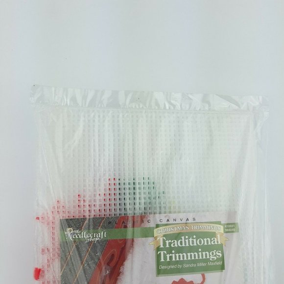 Needlecraft Shop Christmas Trimmings Traditional Trimmings Plastic Canvas - Picture 4 of 7